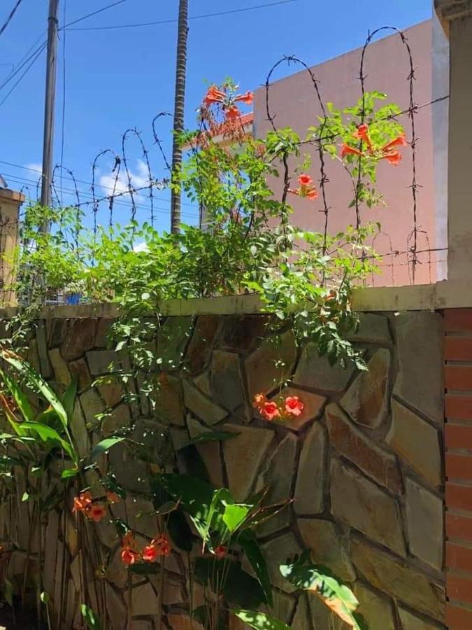 Hidden Hue Homestay Bagian luar foto