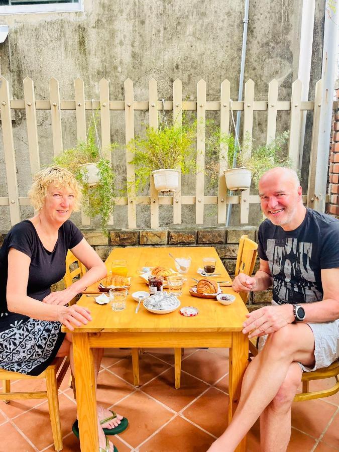 Hidden Hue Homestay Bagian luar foto
