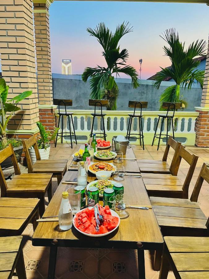 Hidden Hue Homestay Bagian luar foto