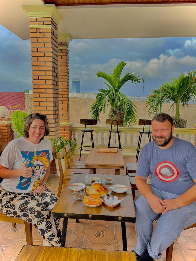 Hidden Hue Homestay Bagian luar foto